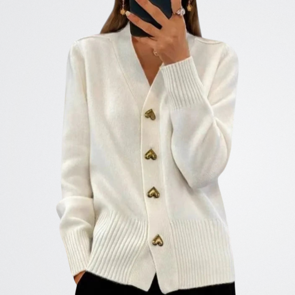 Liora - Herzknopf-Strickjacke