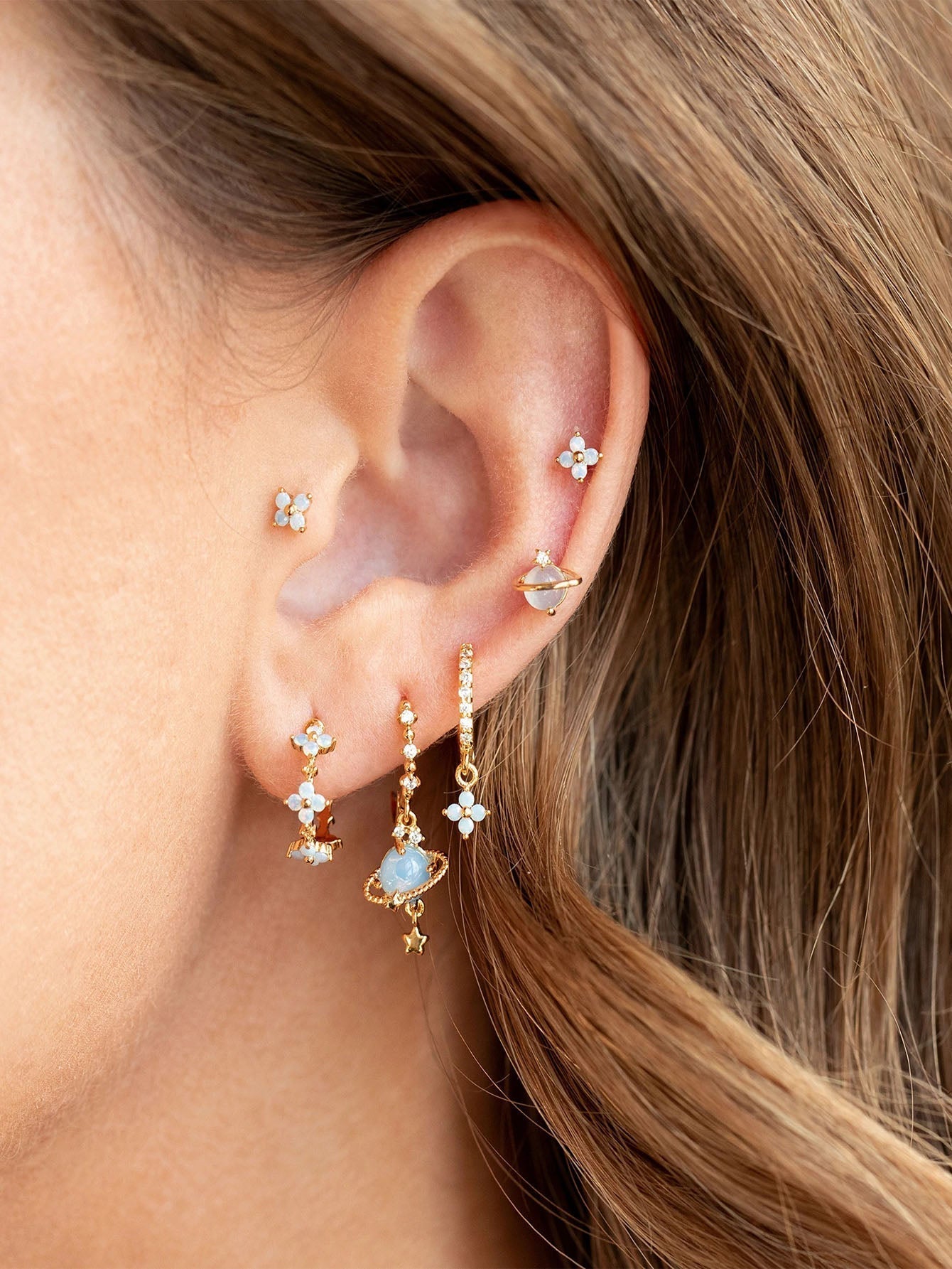Elegante Blumenstern Ohrringe mit Zirkonia - Joane