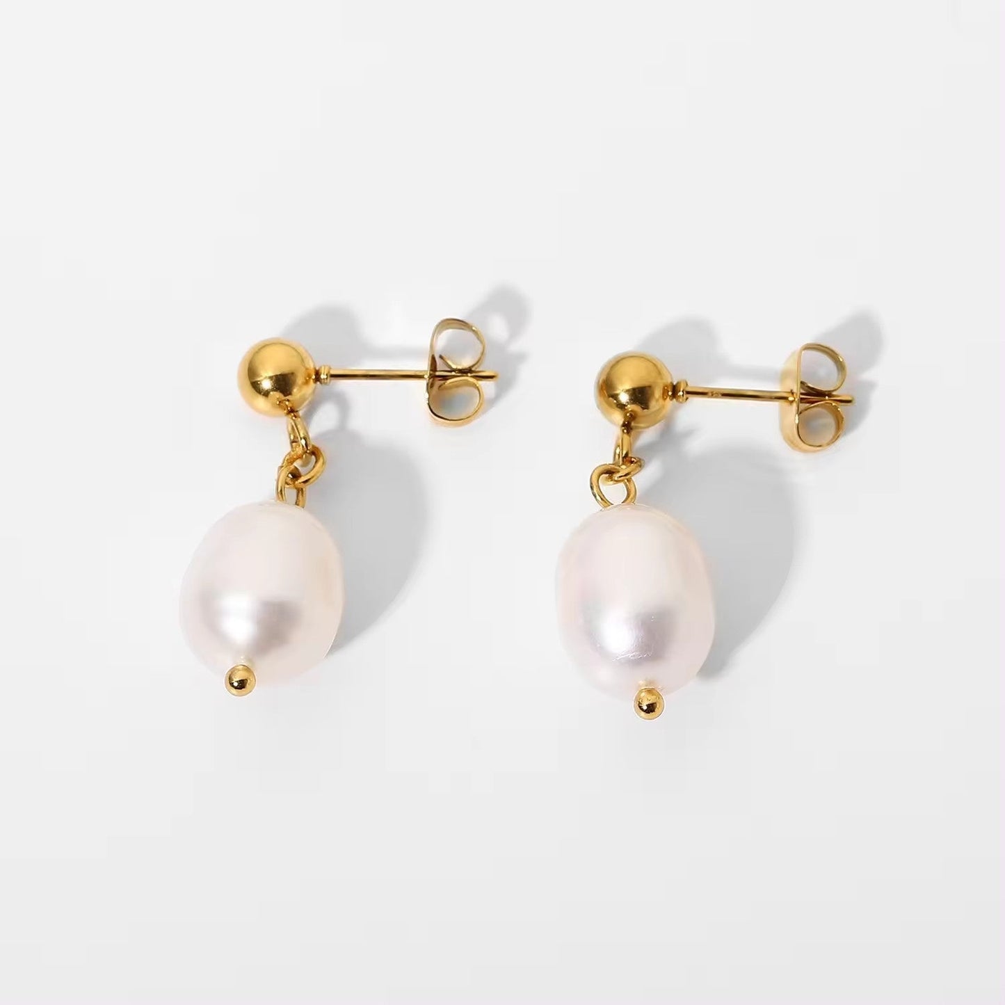 Elegant 18-carat gold-plated pearl earrings – Ginter