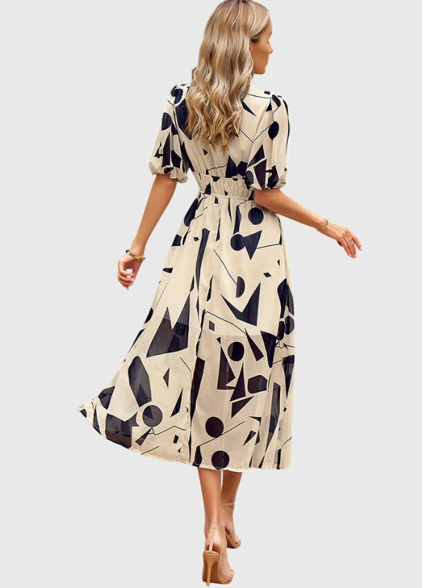 Merlin™ | Flatterndes Blumen-Midi-Kleid