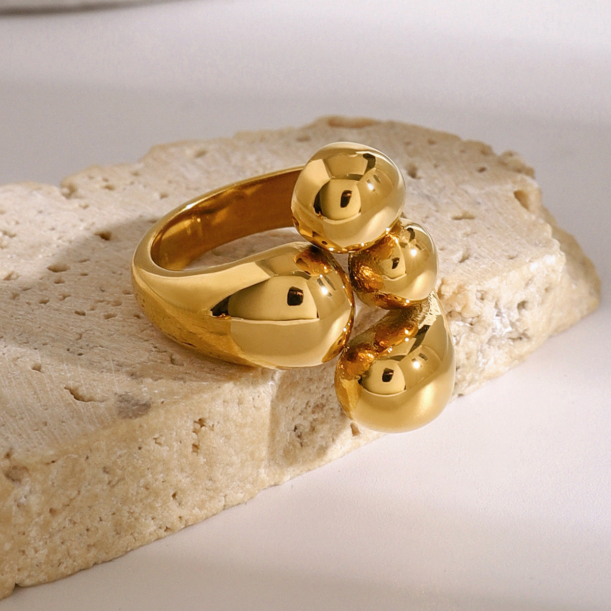 Moryet - Verstellbarer Goldring mit Krallen