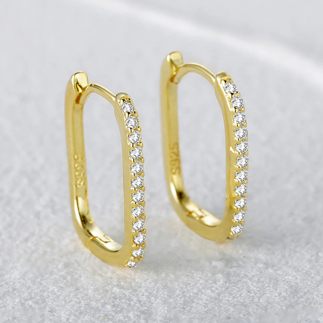 Diana - Ohrringe mit Zirkonia und Rhodium-Beschichtung